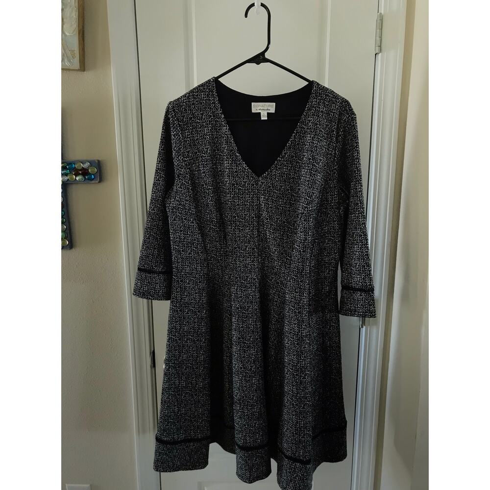 Signature by Robbie Bee Women’s Black and White Dress